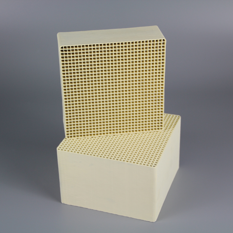 SCR脱硝催化剂长时间使用后会降低其活性吗？